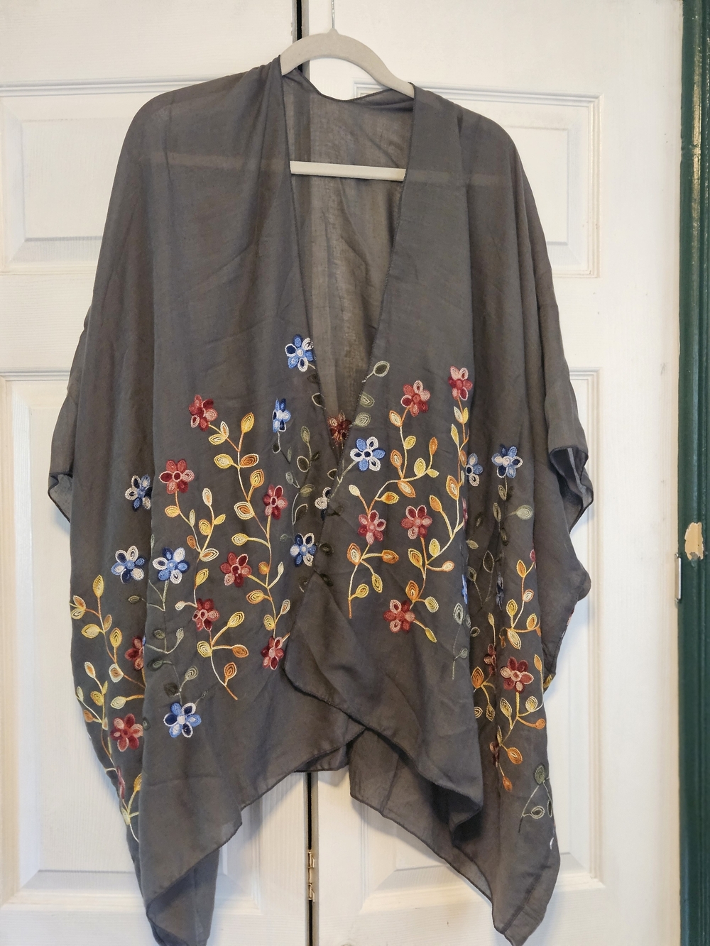 Womens Gray Embroidered Floral Kimono Tunic